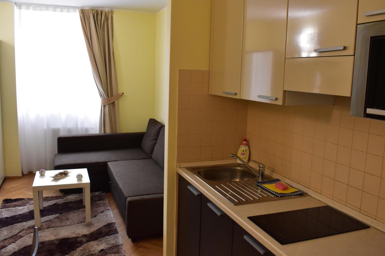 Apartment Vikroria - Hálkova 5 Praha Exteriér fotografie