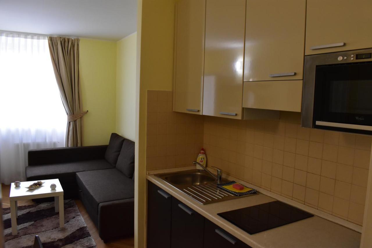 Apartment Vikroria - Hálkova 5 Praha Exteriér fotografie