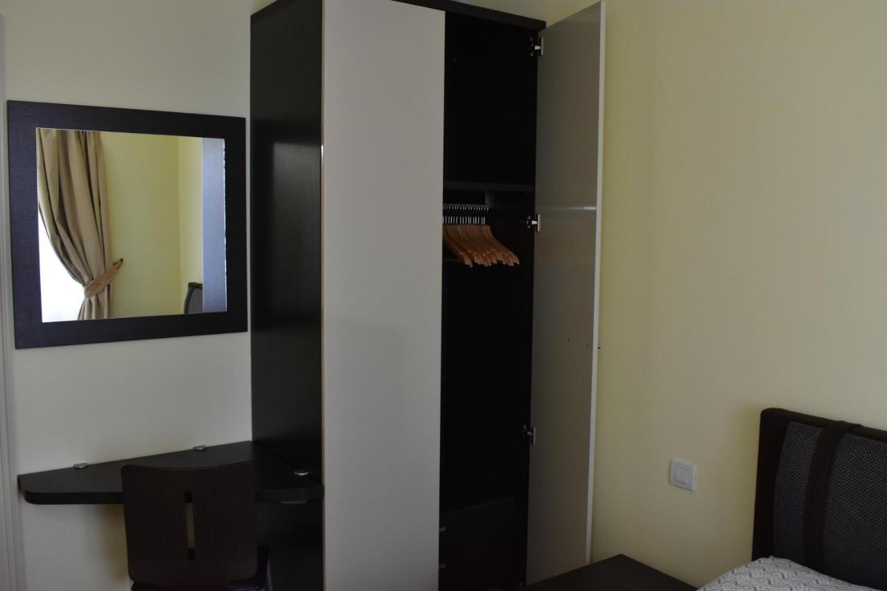 Apartment Vikroria - Hálkova 5 Praha Exteriér fotografie