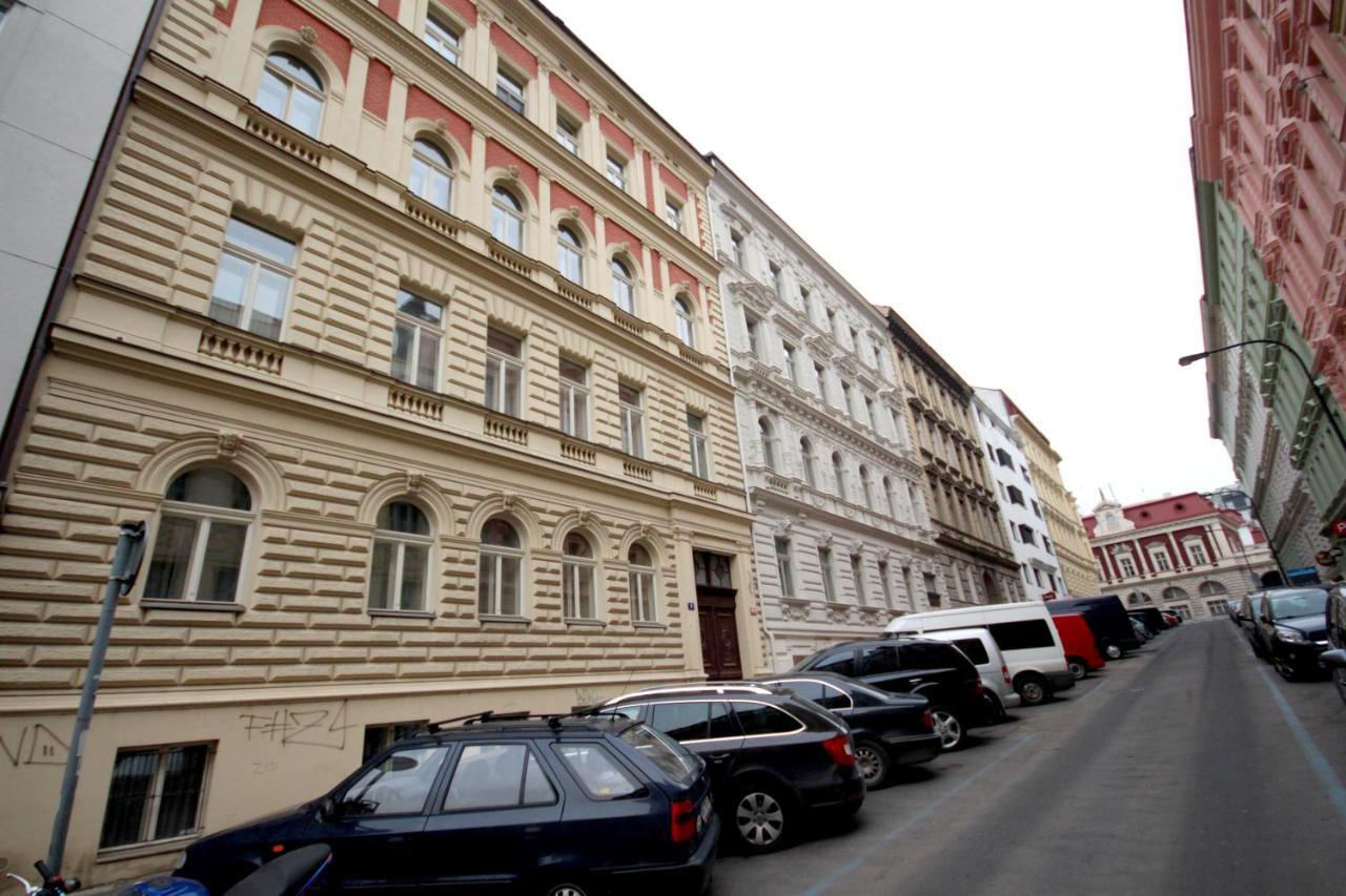 Apartment Vikroria - Hálkova 5 Praha Exteriér fotografie