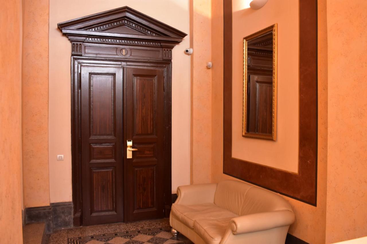 Apartment Vikroria - Hálkova 5 Praha Exteriér fotografie